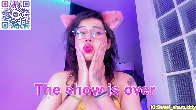 Sweet-SharoKitty webcam