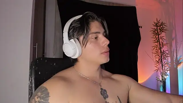 Giordano_Russo live sex cam