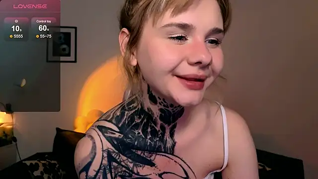 Britney_Lynch webcam