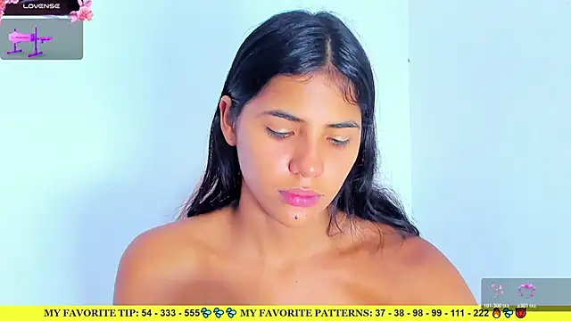 AriannaLewiis webcam