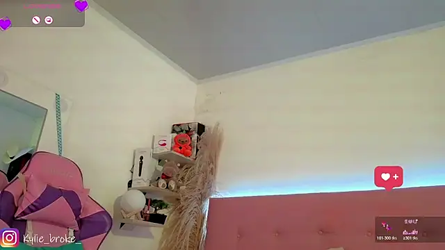 Kylie_brokee webcam