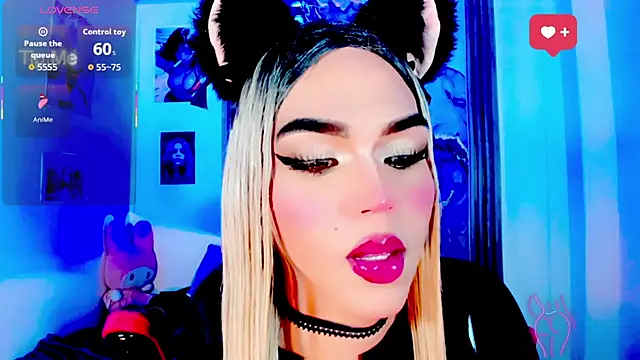 blonde_queen- webcam