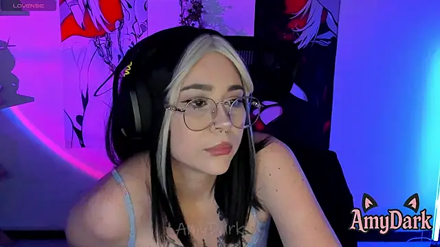 _AmyDark webcam