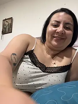 Abril_Luv webcam