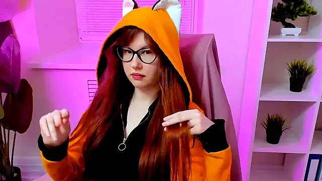 CarolGiggly webcam