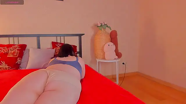 Blossom_Soniya webcam