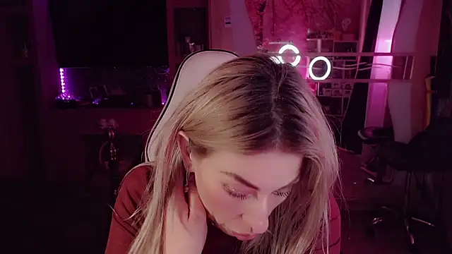 AnnieGOld_ webcam