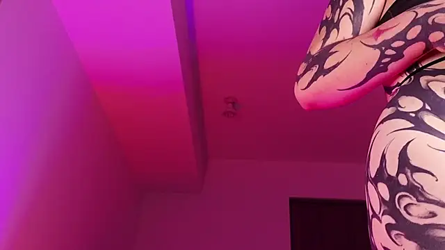mystikdollx webcam