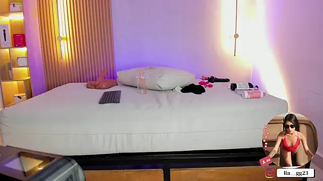 liah_cleir webcam