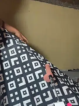 Bella045 webcam