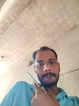 Daddyishere_19 webcam
