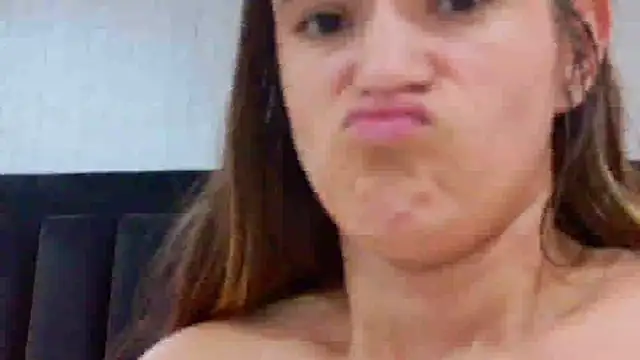 HollyOlson webcam