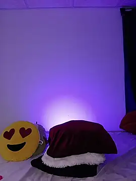 piafisher_2 - Piafisher_2's free webcam - UK Sex Cams