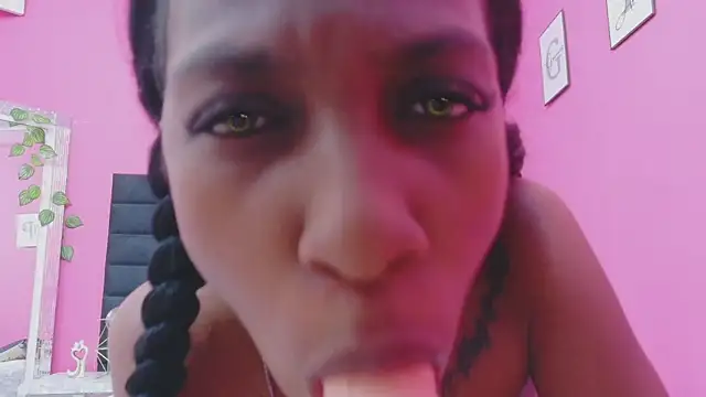 EbonyCoWorker webcam