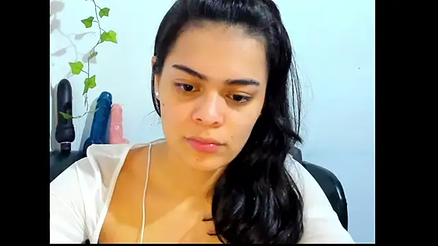 Antonella_Gomez22 webcam