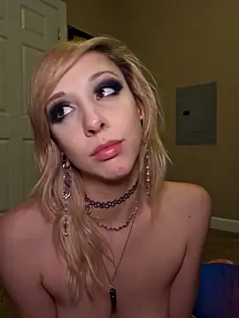 AmethystFoxx webcam