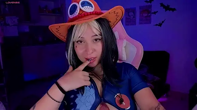 Celeste_Bauman webcam