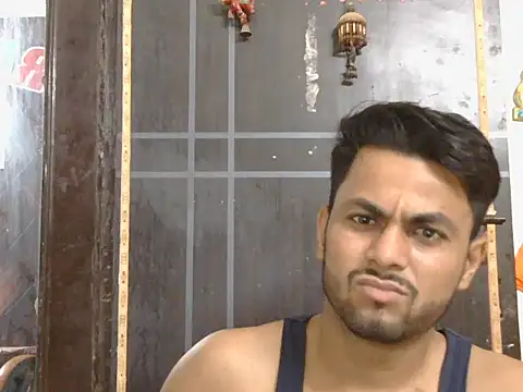 Stubborndesiboy webcam