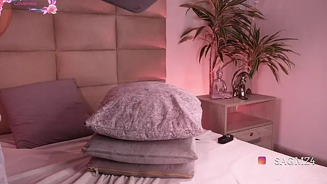 sara__gomez webcam