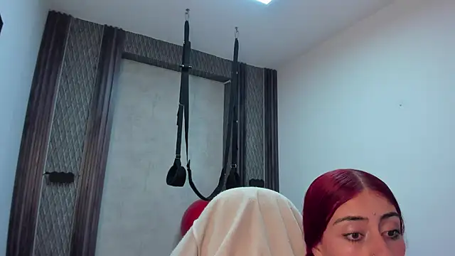 selene_red_ webcam