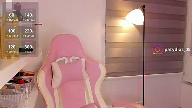 MiiaParker6972 webcam