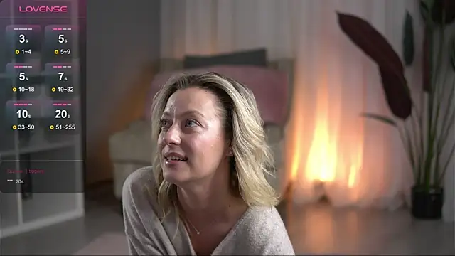 AnnastasiaMills webcam