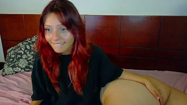 NaomiandTsuki webcam