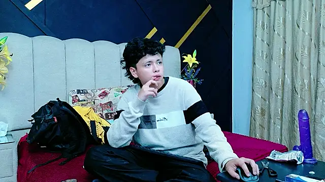 NikiEvanz webcam