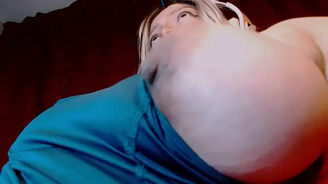 Honey_Lucy1 webcam