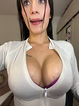 Emmily_19