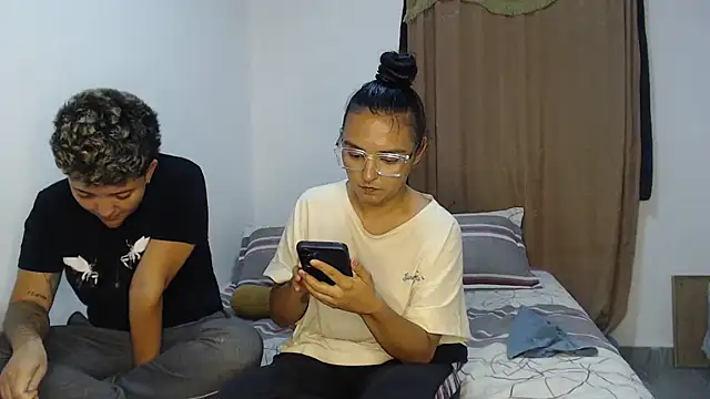 kathy_luisa webcam