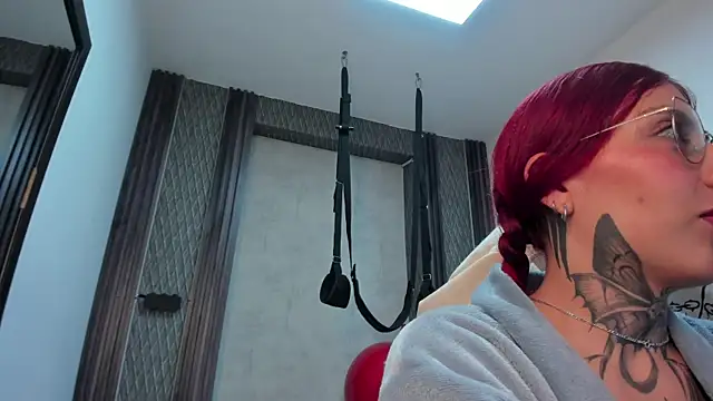 selene_red_ (F young) - nipple clamps + gag ball