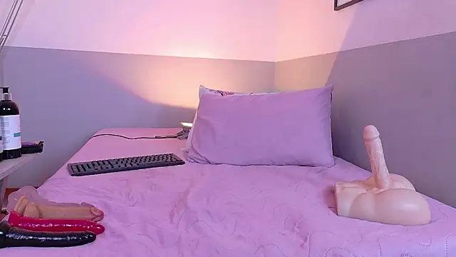 cutepetitee webcam