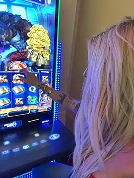  blondiluvsanal chat room
