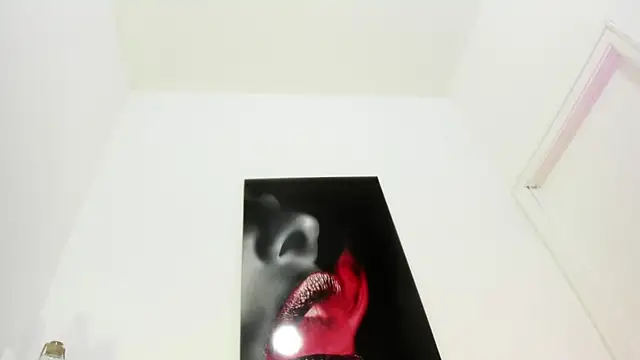 Lili_milk20 webcam