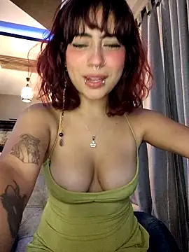 Sarah_Lark- webcam