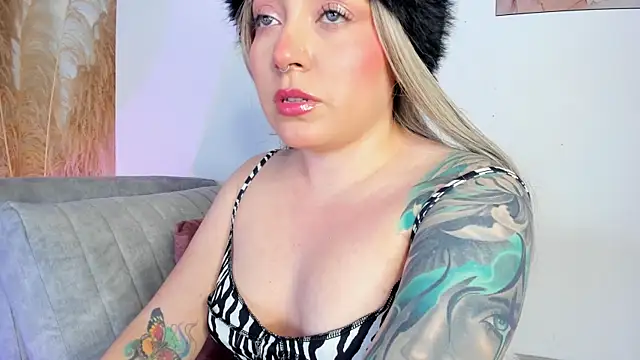 SpicyVainillaa_ webcam