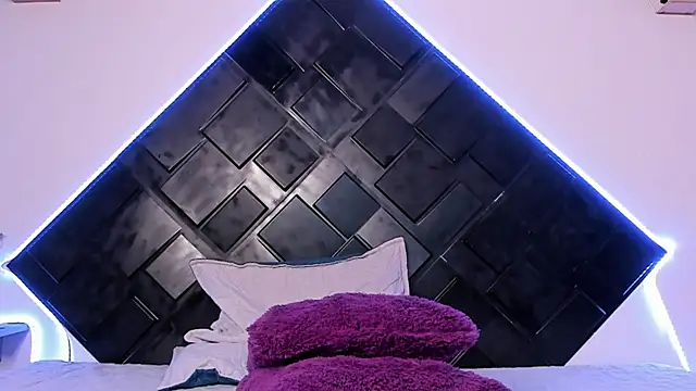 Kailany_Beltran webcam