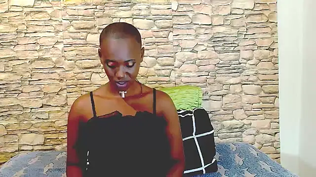 EbonyOlive69 webcam