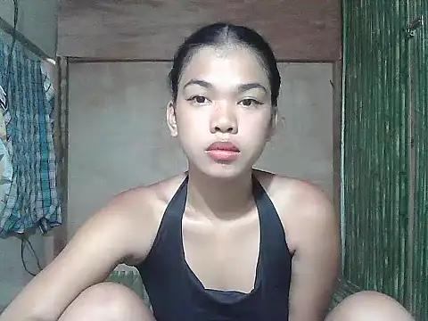 Sweetestsiner webcam