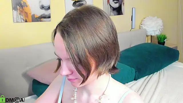 Olivia_Riesz webcam
