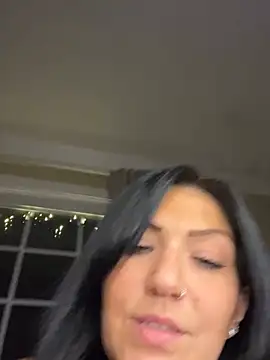LittleMissEeve webcam