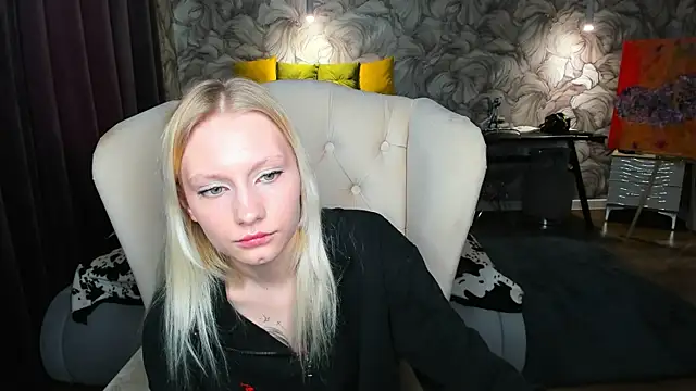 Elizabeth_Adams webcam