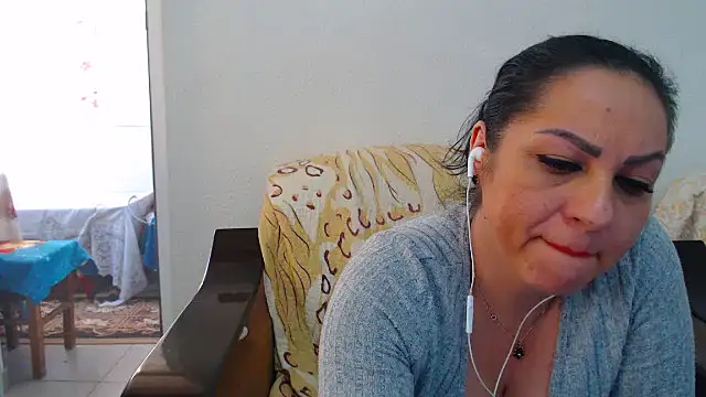 MissElla webcam