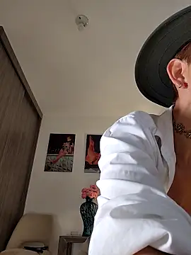 Alice_Barry webcam