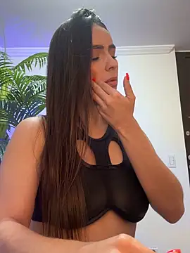 Mau_White webcam