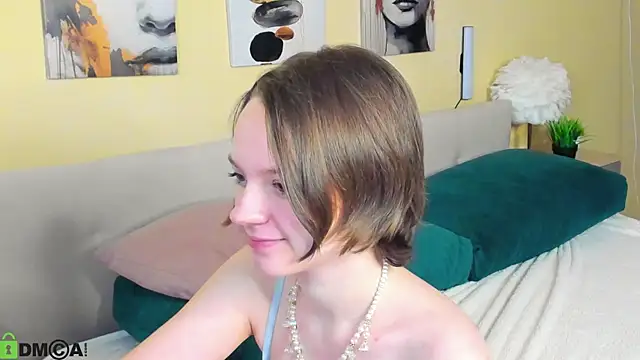Olivia_Riesz webcam