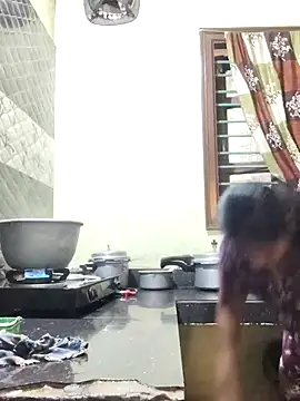 yamini1431 webcam