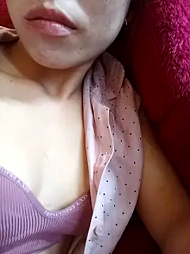 Ngocmi909 webcam