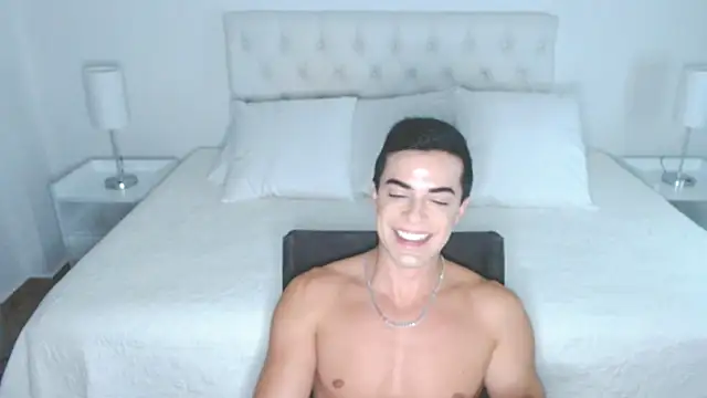mr_hunterx webcam